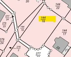 Einfamilienhaus mit Bauplatz in ruhiger Sackgasse — Raum für zwei Generationen